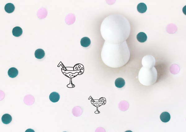 Kleiner Stempel mit Motiv: Cocktail