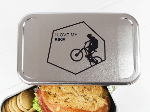Nachhaltige Brotdose mit Name auf Lunchbox für Biker i love my Bike